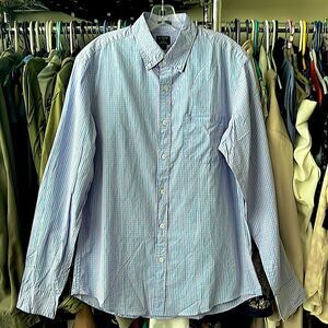NEW! Men’s slim Fit Button Down